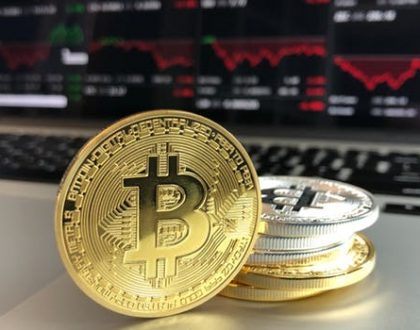Should We Invest in Cryptocurrency and Digital Currency?