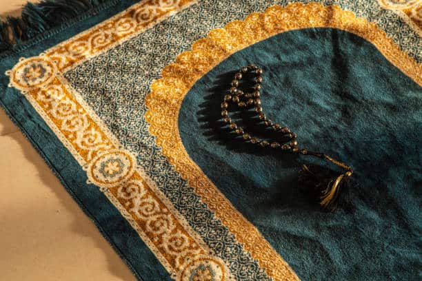 Is it permissible to pray tarawih online?